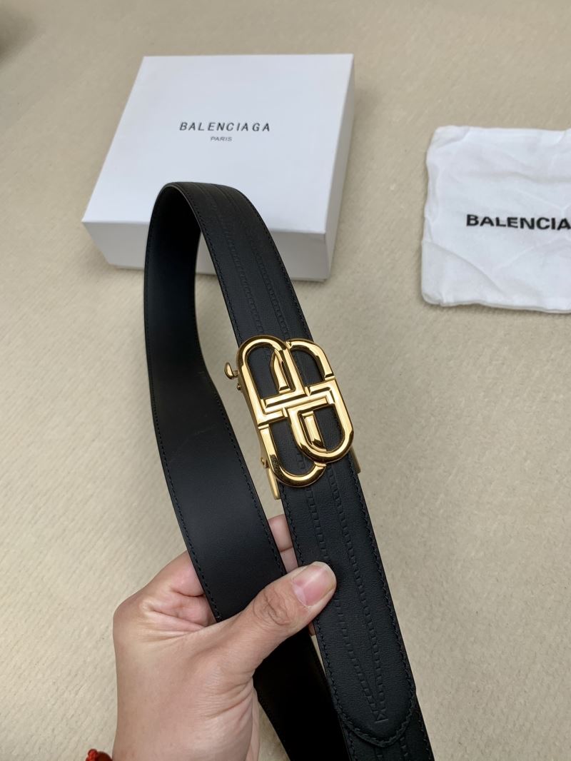 BALENCIAGA